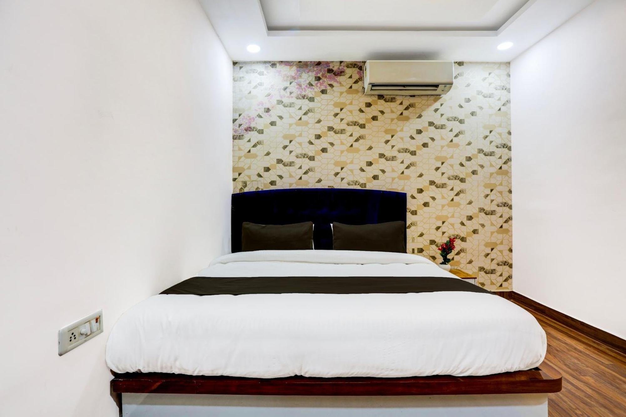 Hotel O Star Gwalior Exterior photo